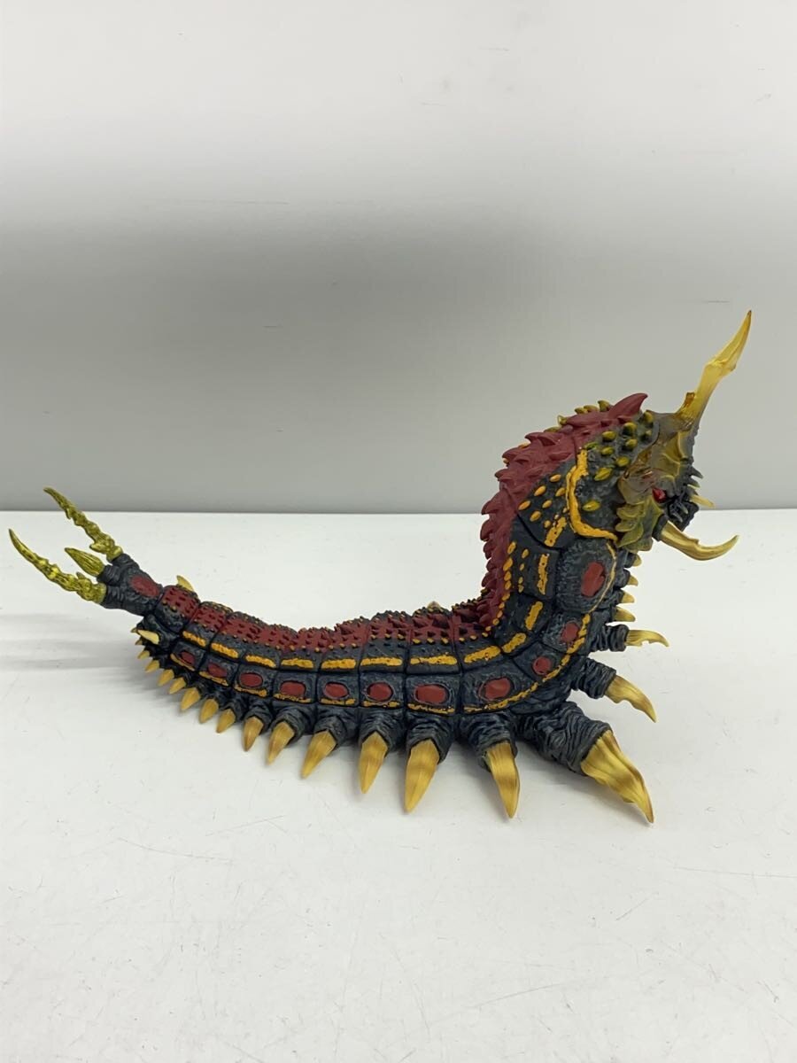 BANDAI SPIRITS Ichiban Kuji Godzilla: The Most Fearsome Kaiju Lineup B Prize Battra (Larva) Figure