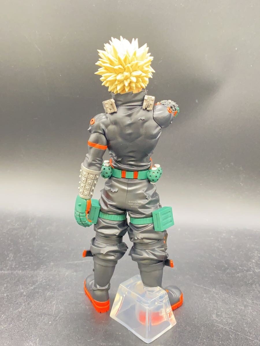 BANDAI SPIRITS Katsuki Bakugo MASTERLISE Figure