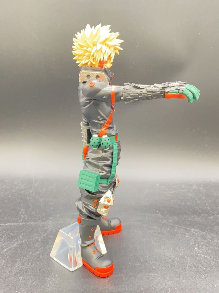 BANDAI SPIRITS Katsuki Bakugo MASTERLISE Figure