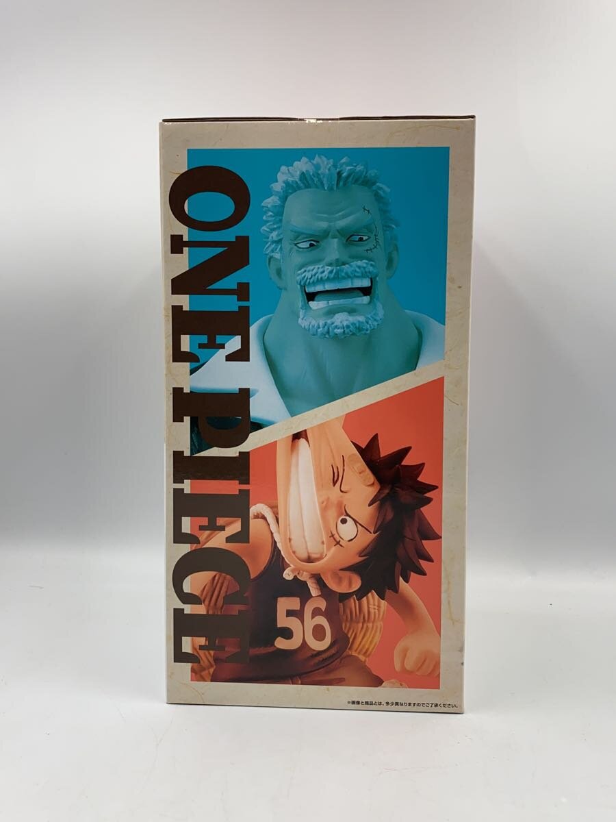 BANDAI SPIRITS Luffy & Monkey D. Garp Figure