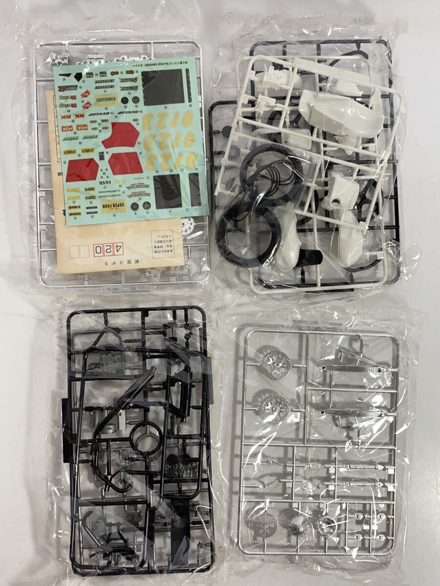 AOSHIMA 1/12 Honda CB400 SUPER FOUR Biker Model Kit