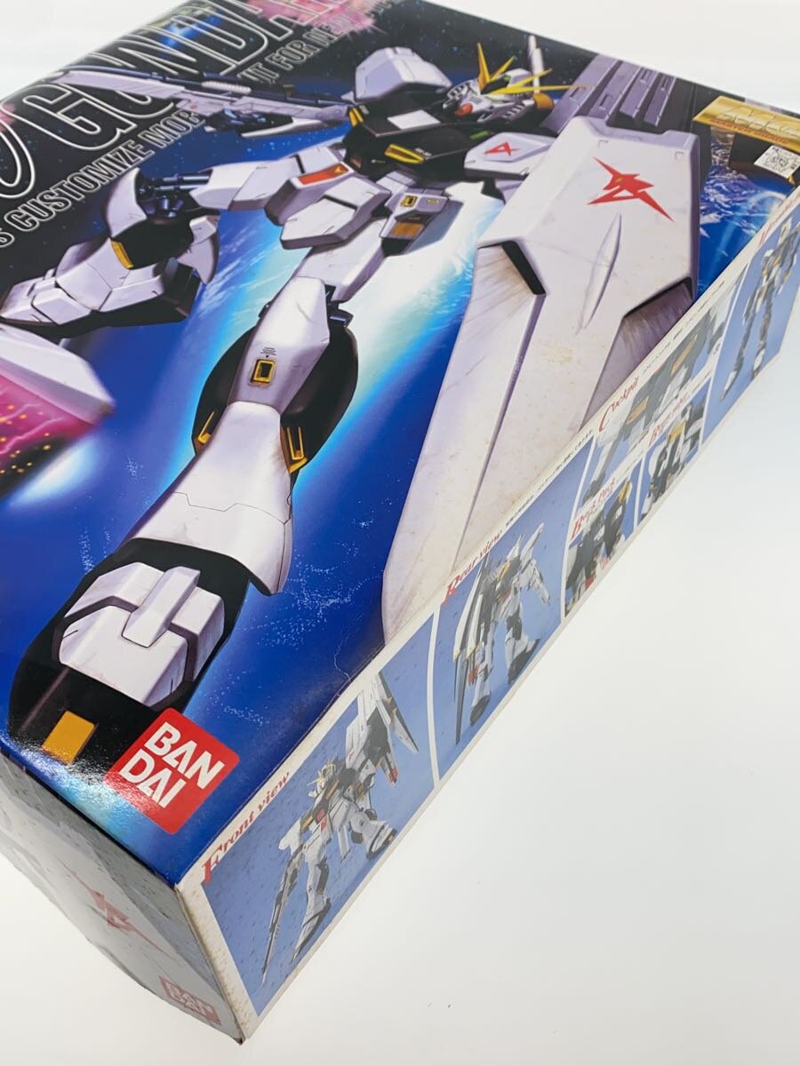 BANDAI MG RX-93 ν Gundam