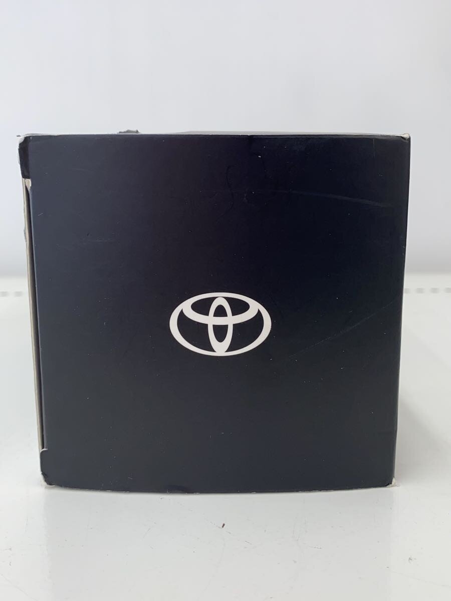 TOYOTA Silver Mini Car