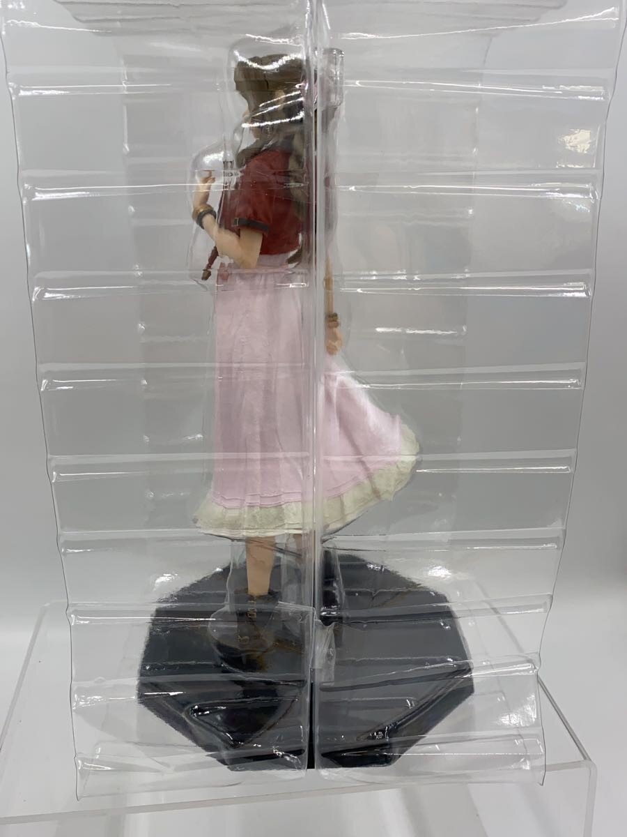 SQUARE ENIX Final Fantasy VII Remake Figure