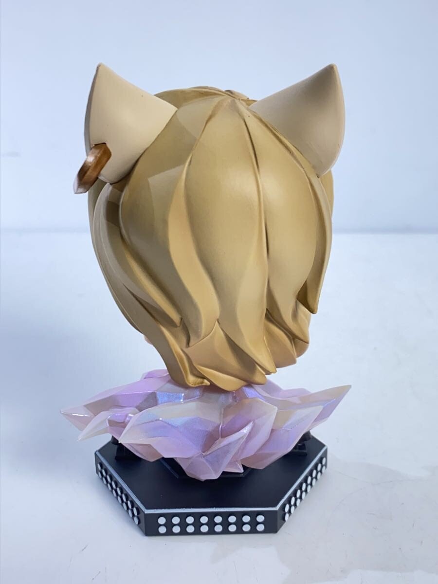 Misc. Brand Riot Games Figure