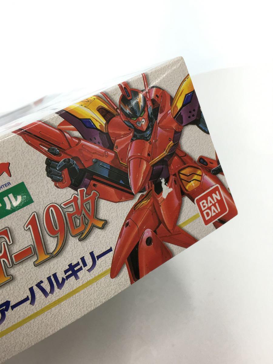 BANDAI 1/100 VF-19 Custom Fire Valkyrie Macross 7 Model Kit