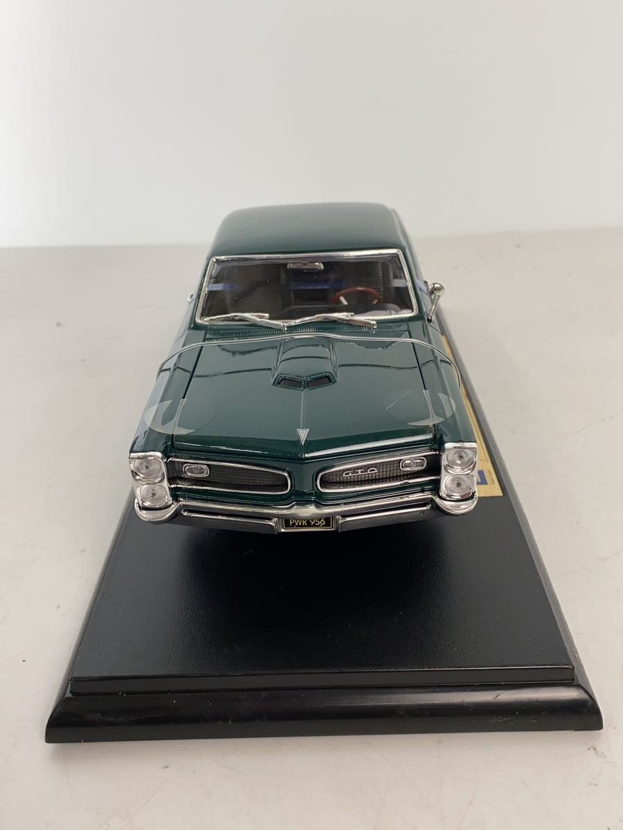 Misc. Brand WELLY Die-Cast Car