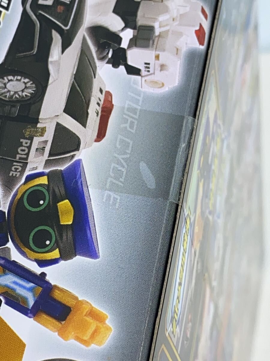 TAKARA TOMY TJBDX Rising Police Brave Deka Ride Armor White Motorcycle DX