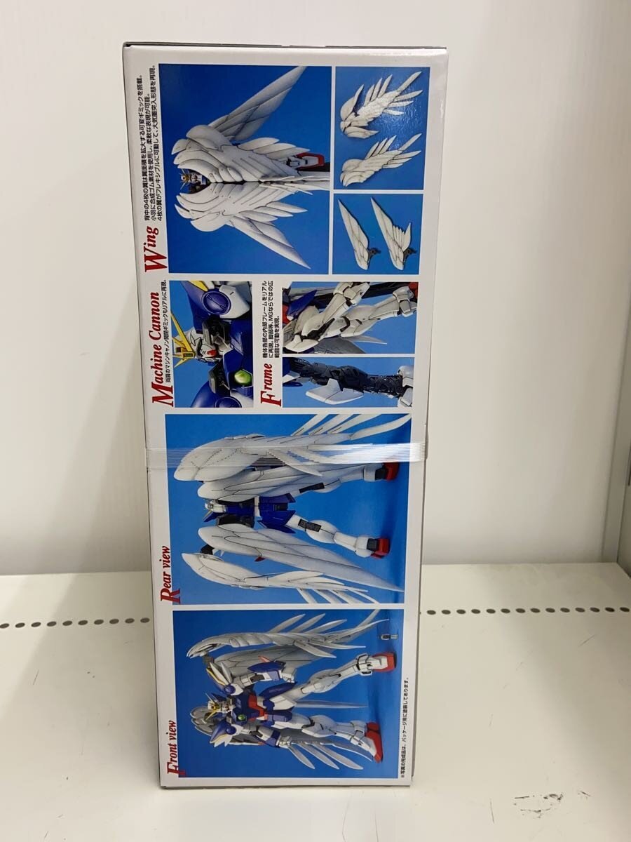 BANDAI MG 1/100 Wing Gundam Zero Model Kit