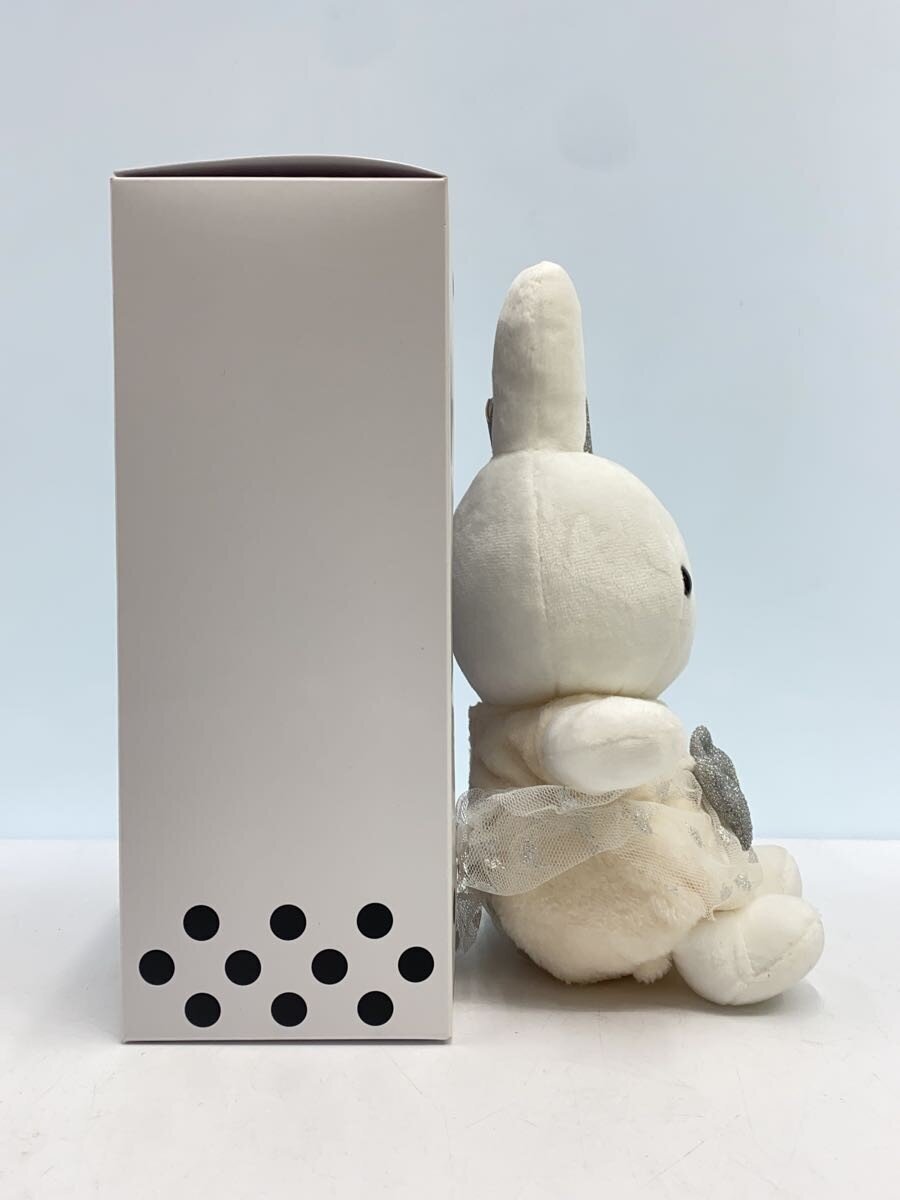 Misc. Brand Trois Lapins Figure