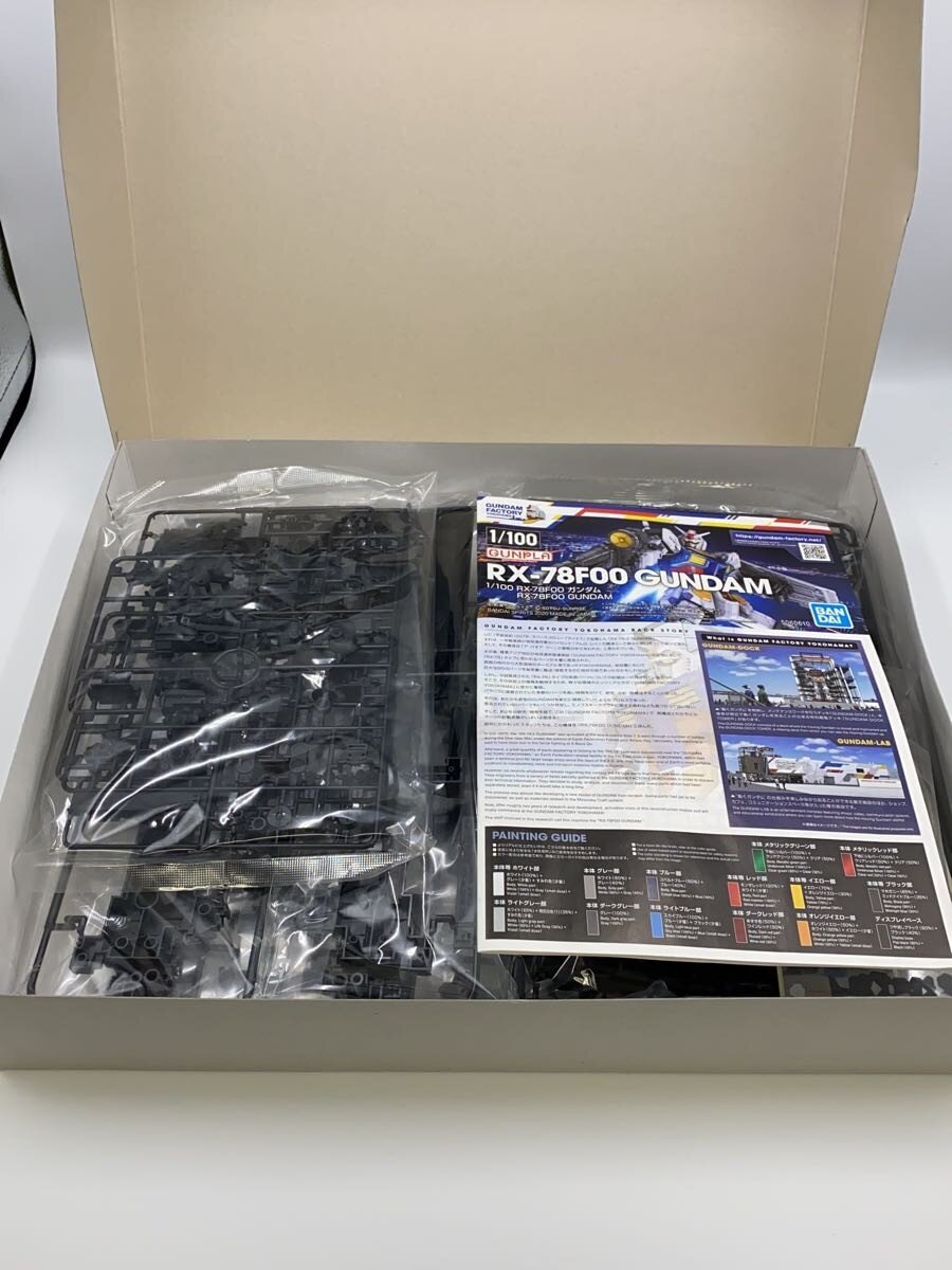 BANDAI RX-78F00 Gundam 1/100 Model Kit